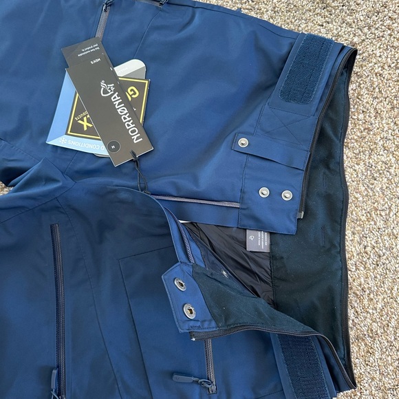 Norrona Lafoten Gore-Tex Ski Pants (BNWT) - Picture 7 of 9